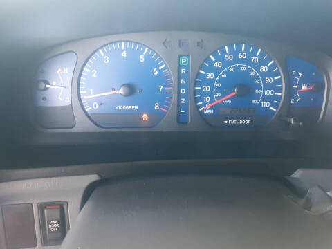 2003 Toyota Sienna LE