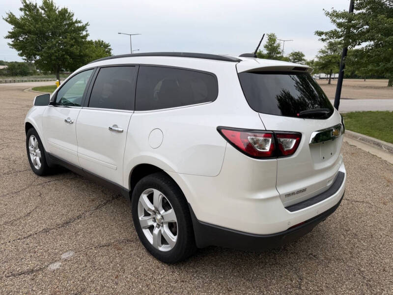 2017 Chevrolet Traverse LT