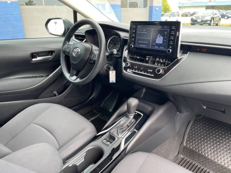 2020 Toyota Corolla LE