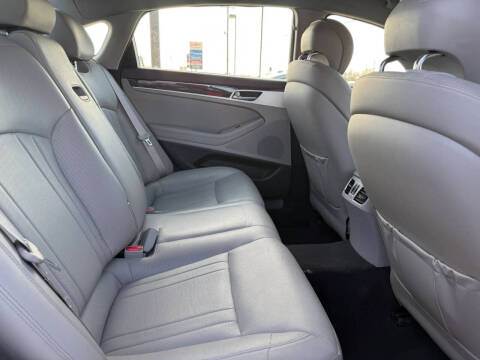 2016 Hyundai Genesis
