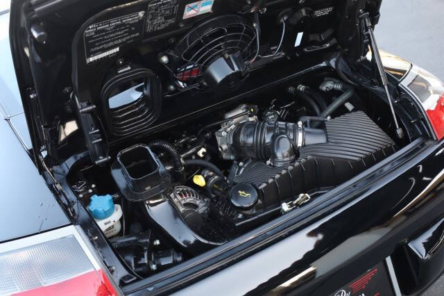 2003 Porsche 911