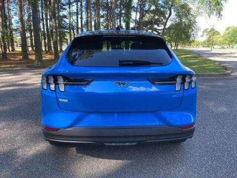 2024 Ford Mustang Mach-E Select