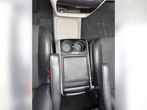 2013 Toyota Sienna SE 8-Passenger