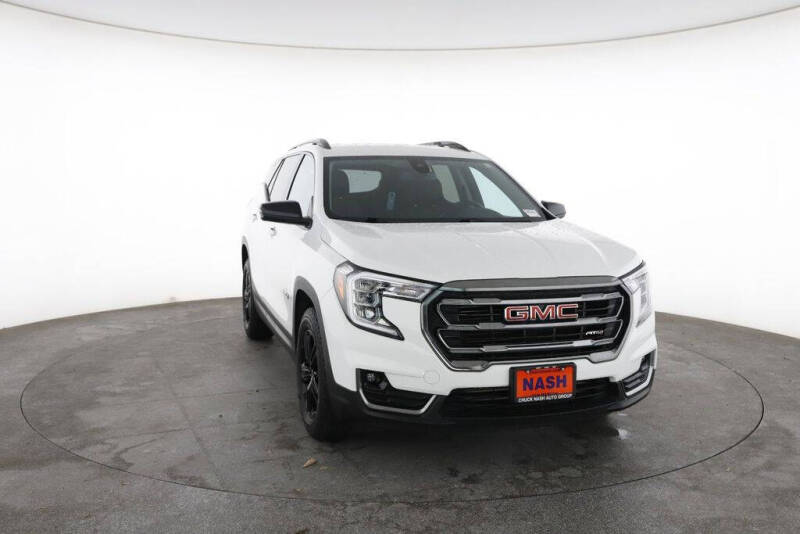 2023 GMC Terrain AT4