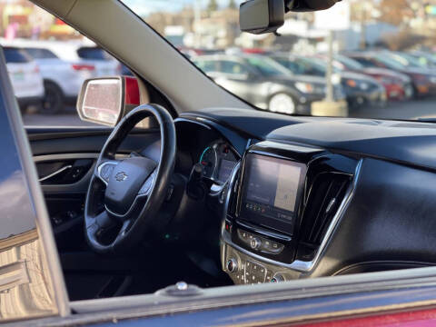 2021 Chevrolet Traverse RS