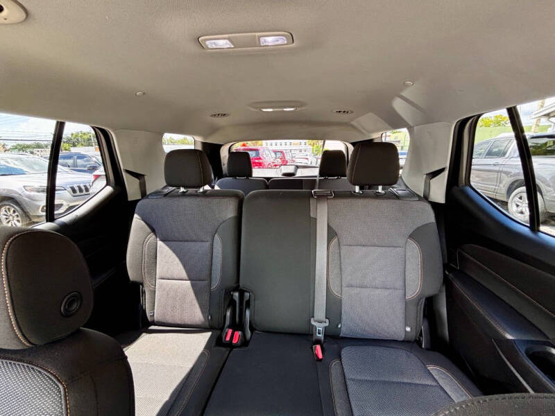 2021 Chevrolet Traverse LS