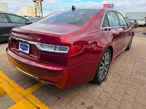 2019 Lincoln Continental Select