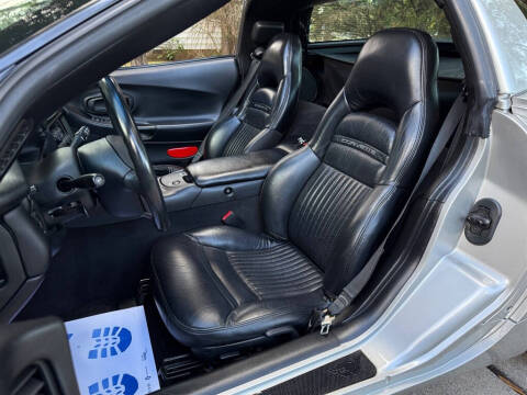 2004 Chevrolet Corvette