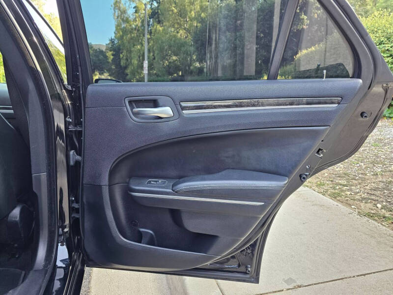 2018 Chrysler 300 Limited