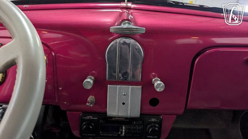 1937 Ford Tudor
