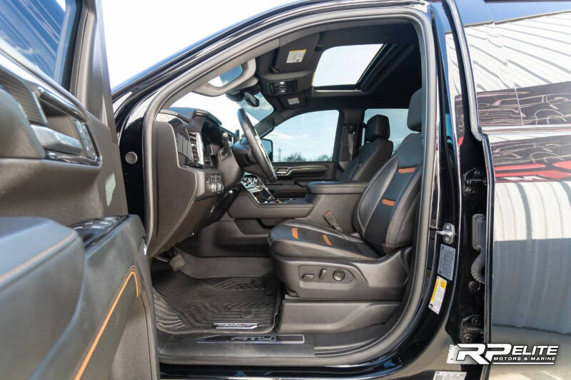 2024 GMC Sierra 2500HD AT4