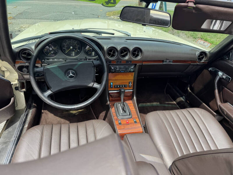 1982 Mercedes-Benz 380-Class 380 SL