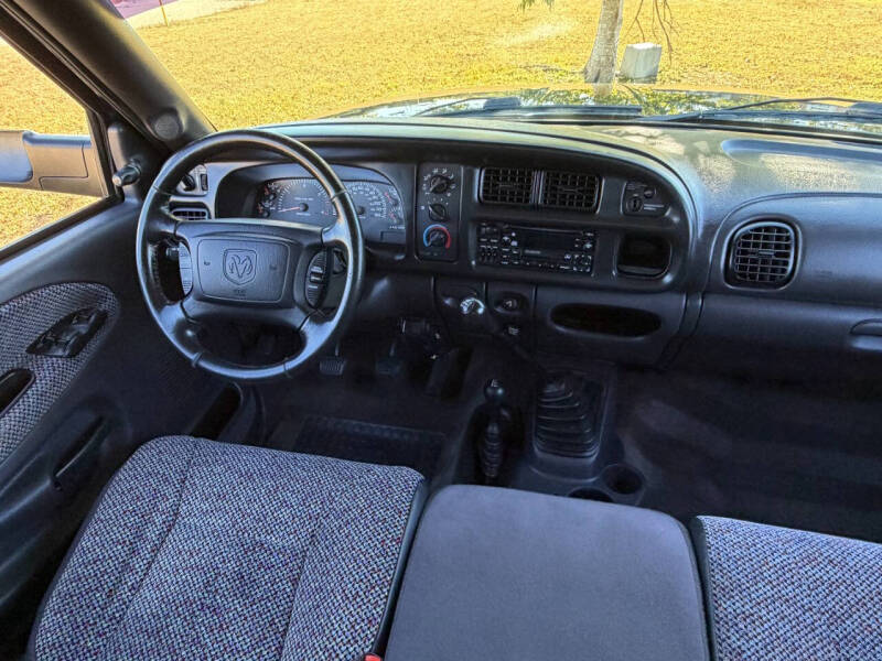2002 Dodge Ram 2500 SLT Plus