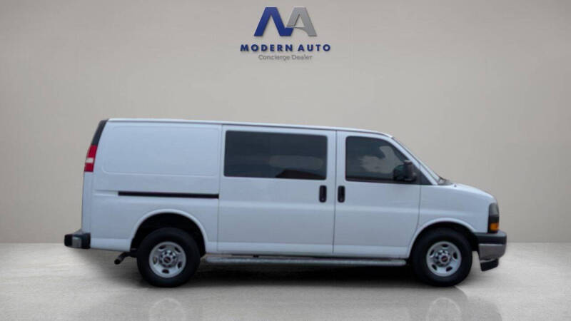 2018 GMC Savana 2500