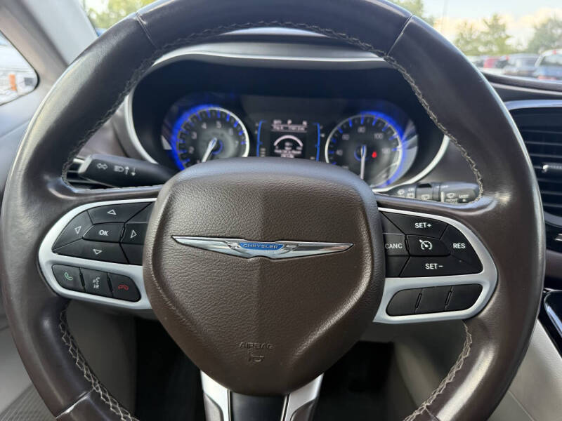 2017 Chrysler Pacifica Touring-L