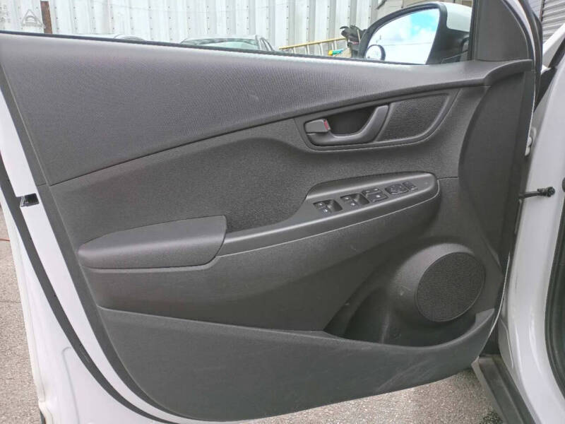 2020 Hyundai Kona SEL