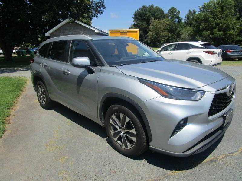2023 Toyota Highlander XLE