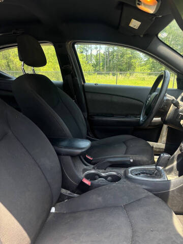 2012 Dodge Avenger SE