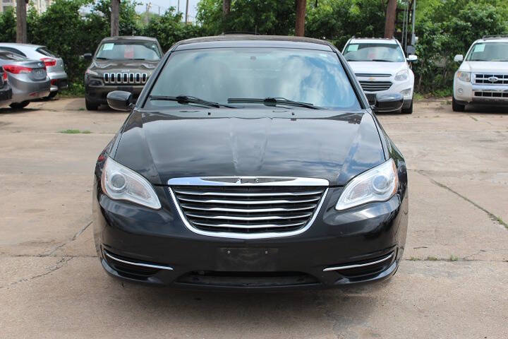 2013 Chrysler 200 Touring