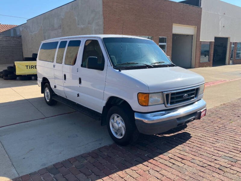 2007 Ford E-Series E-350 SD XLT