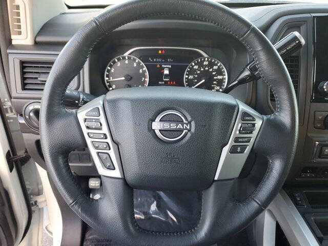 2024 Nissan Titan SV