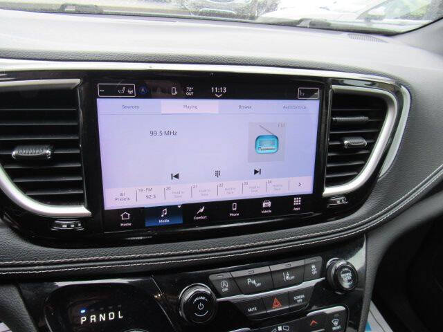 2023 Chrysler Pacifica Touring