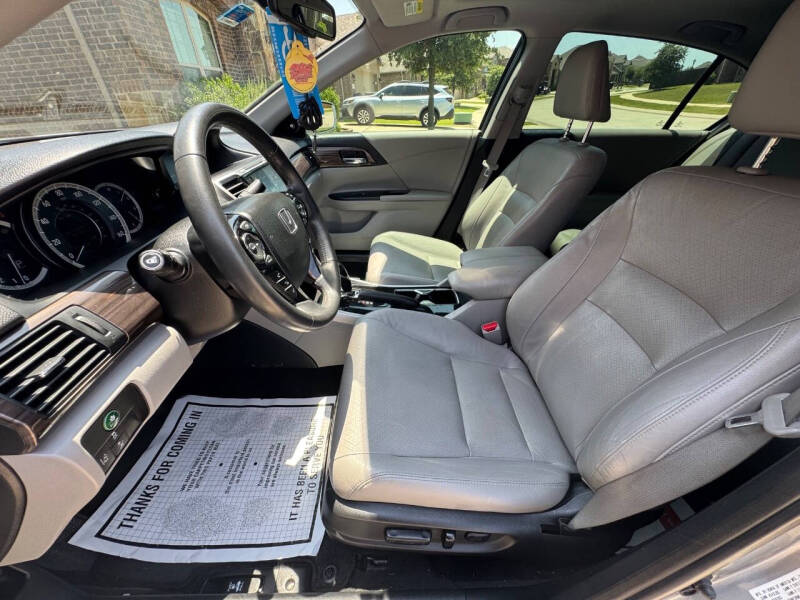 2017 Honda Accord EX-L V6 w/Navi w/Honda Sensing