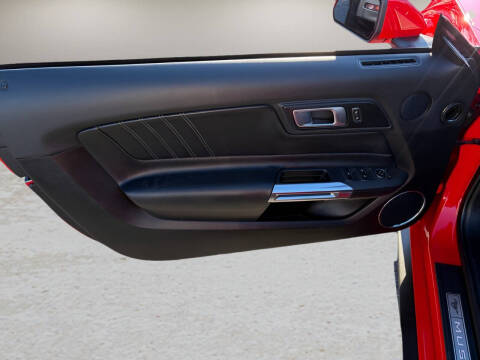 2022 Ford Mustang EcoBoost Premium