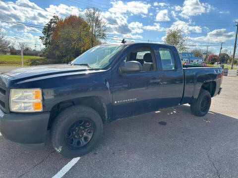 2008 Chevrolet Silverado 1500 for sale at Glizzy Auto Sales in Barberton OH