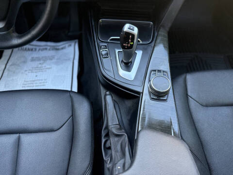 2018 BMW 3 Series 320i xDrive