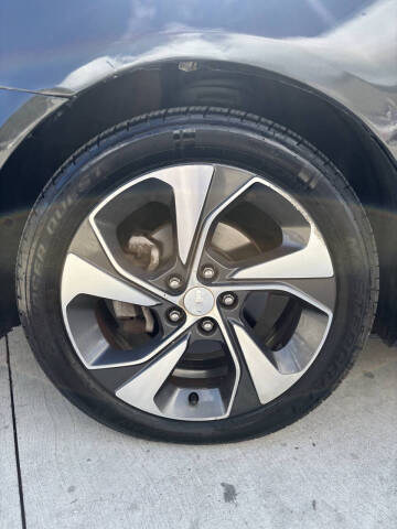 2019 Chevrolet Sonic Premier Auto