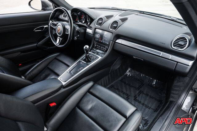 2019 Porsche 718 Cayman