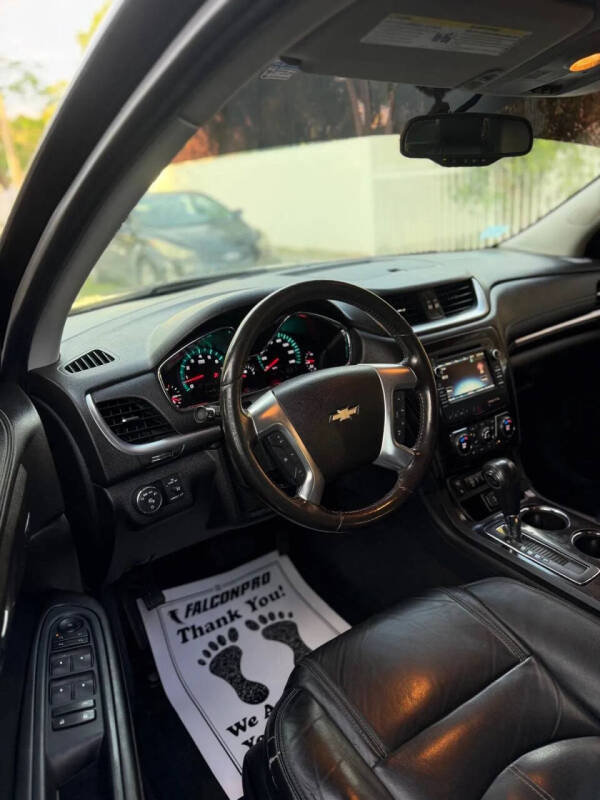 2017 Chevrolet Traverse LT