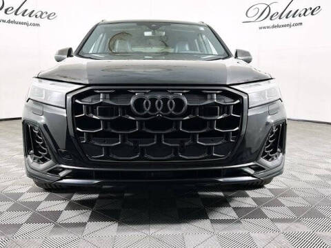 2025 Audi SQ7 4.0T quattro Premium Plus
