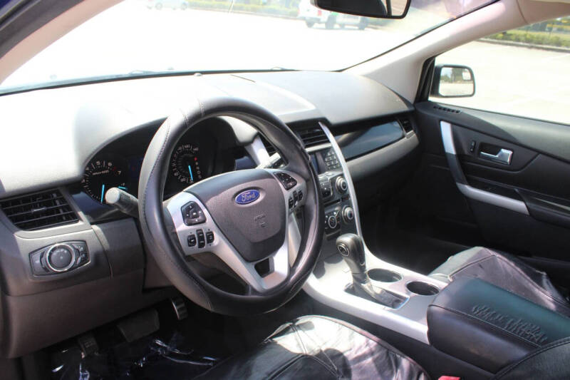 2013 Ford Edge SE