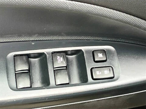 2024 Mitsubishi Mirage LE