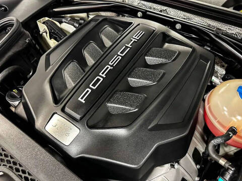 2017 Porsche Macan GTS