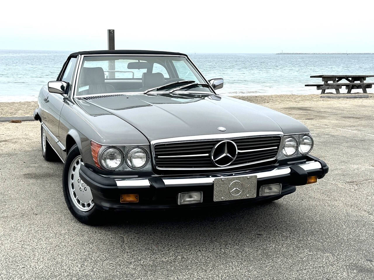 1986 Mercedes-Benz 560-Class for sale at DE AUTOS INC in San Juan Capistrano, CA