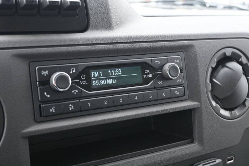 2025 Ford E-Series