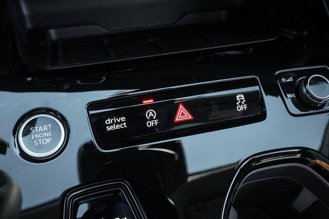 2025 Audi A5 quattro Prestige TFSI