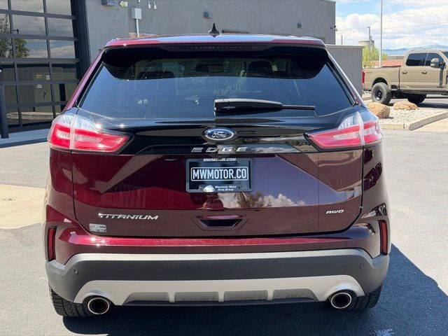 2022 Ford Edge Titanium