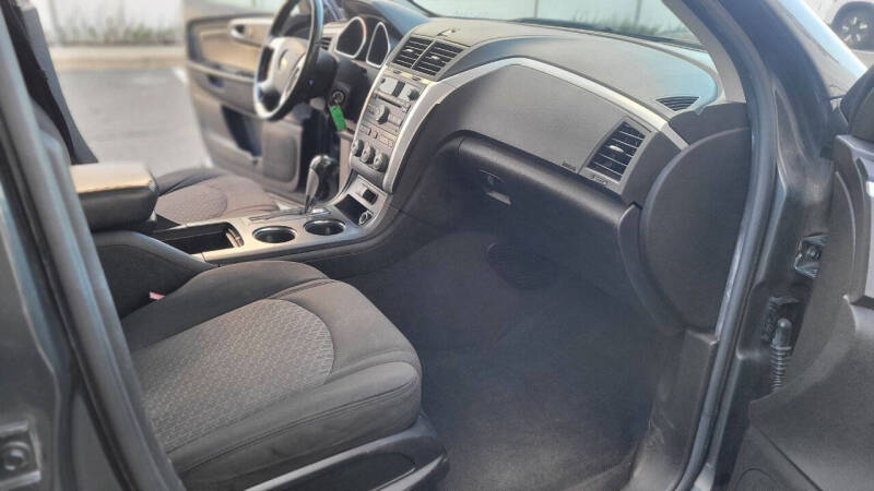 2011 Chevrolet Traverse LT