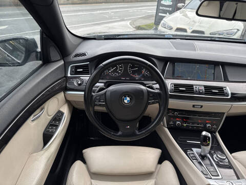 2012 BMW 5 Series 535i Gran Turismo