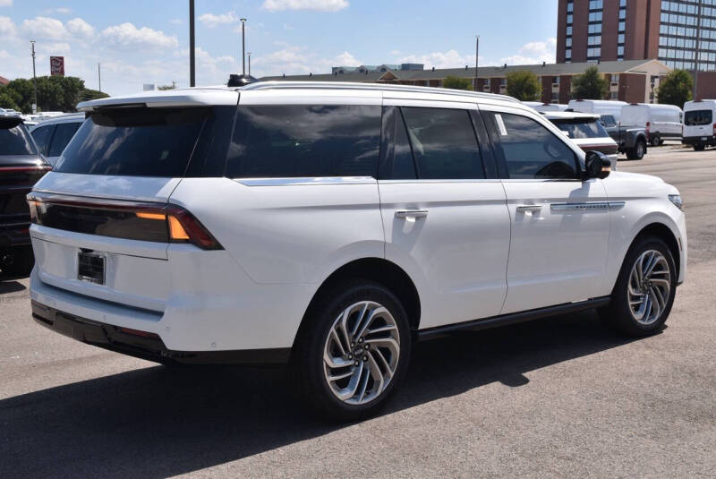 2025 Lincoln Navigator Reserve