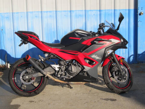 2024 Kawasaki EX500 Ninja ABS