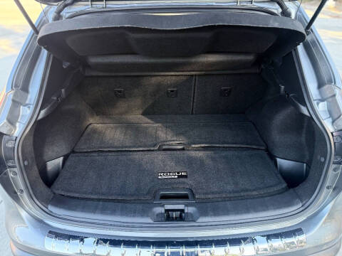 2017 Nissan Rogue Sport SV