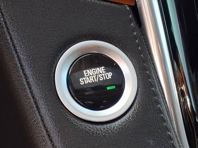 2018 Cadillac Escalade ESV Luxury