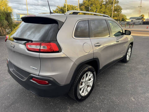 2018 Jeep Cherokee Latitude Plus