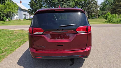 2020 Chrysler Pacifica Touring