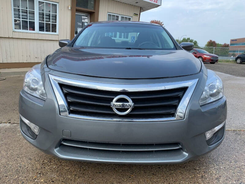 2014 Nissan Altima for sale at Minuteman Auto Sales in Saint Paul MN